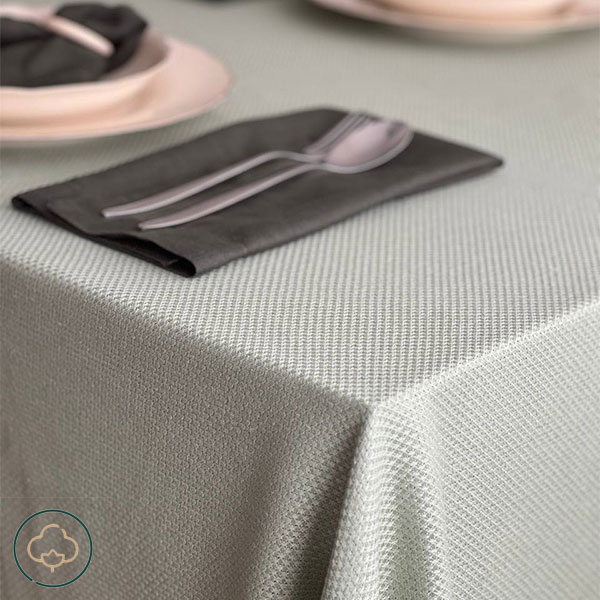 رومیزی لینن سبز پسته ای