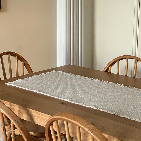 رانر حصیری دور ریش سفید شیری